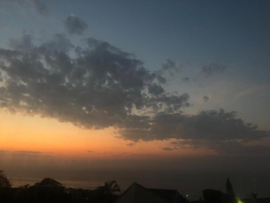 9 QueensView Uvongo Beach Buitenkant foto