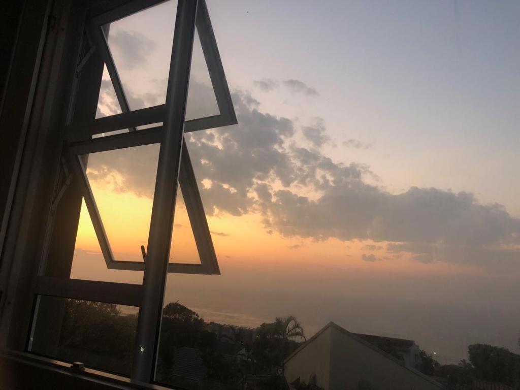 9 QueensView Uvongo Beach Buitenkant foto